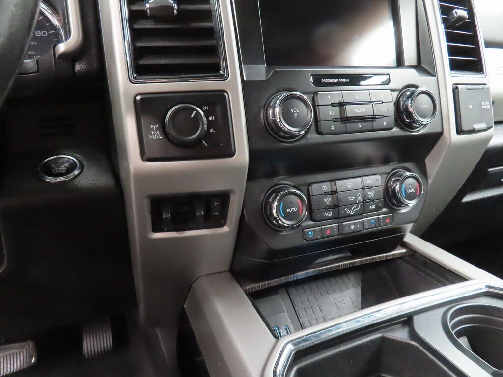 2020 Ford F-250 Super Duty 4x4 Crew Cab Lariat Fond du Lac WI