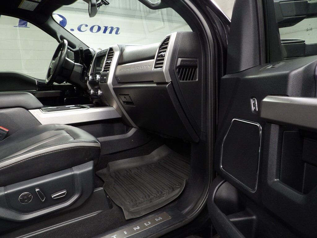 2020 Ford F-250 Super Duty 4x4 Crew Cab Platinum Fond du Lac WI
