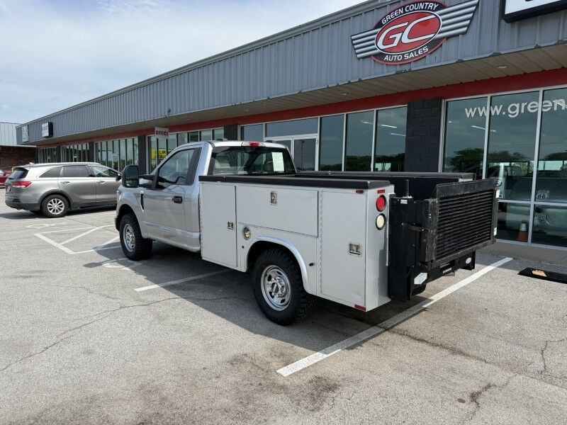 2020 Ford F-250 Utility w/ Lift 40k mi's XL Collinsville OK
