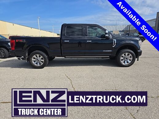 2020_Ford_F-250SD_4x4 Crew Cab Platinum_ Fond du Lac WI