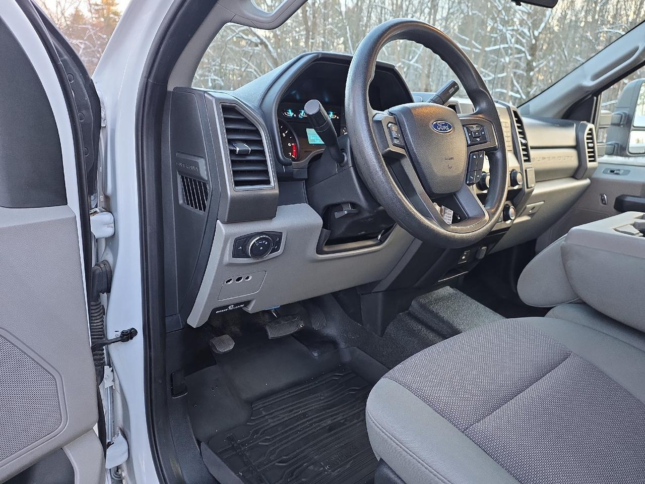 2020 Ford F-350 Sand Lake NY