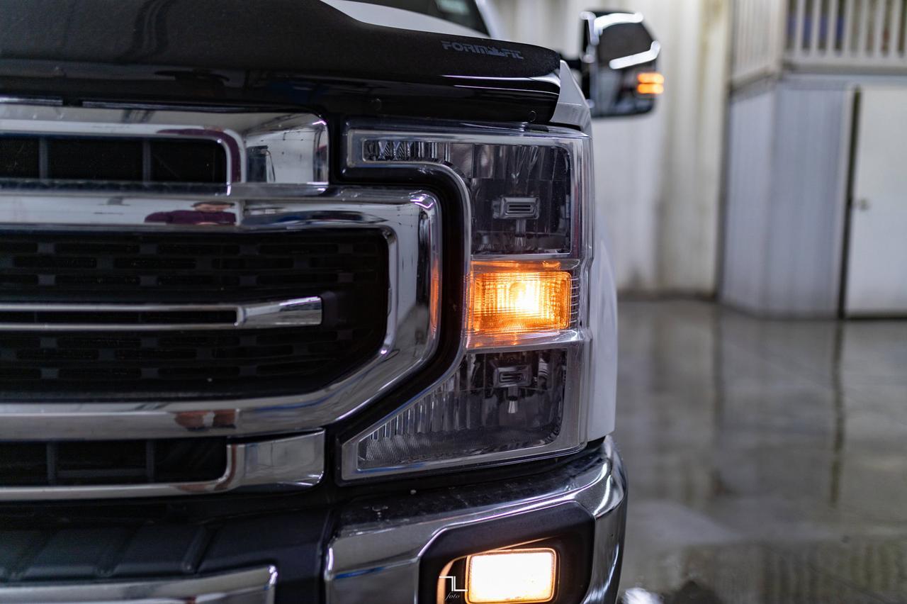 2020 Ford F-350 4x4 Crew Cab Lariat Diesel Leather Nav BCam Red Deer AB