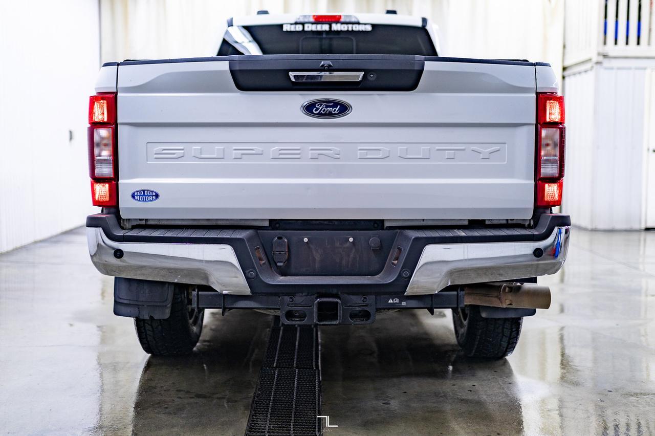 2020 Ford F-350 4x4 Crew Cab Lariat Diesel Leather Nav BCam Red Deer AB