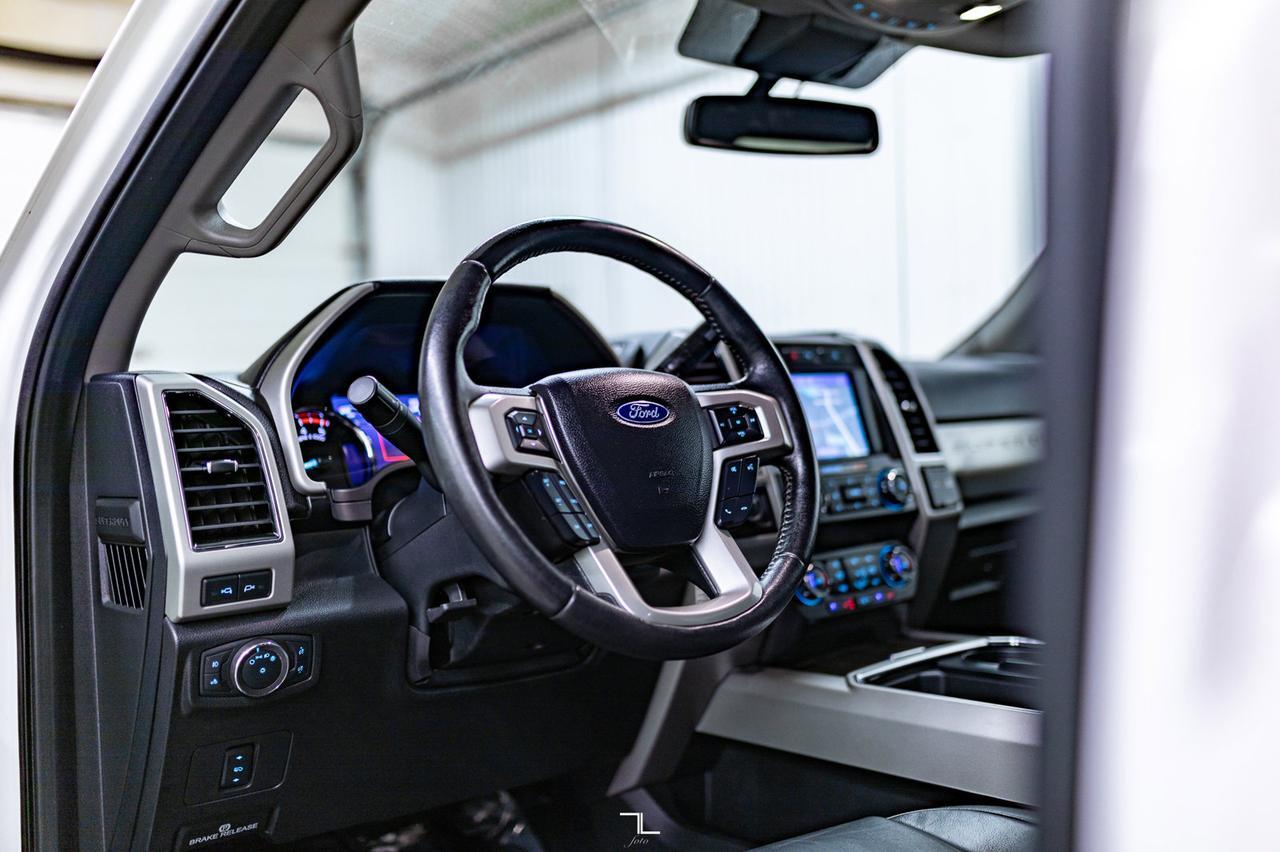 2020 Ford F-350 4x4 Crew Cab Lariat Diesel Leather Nav BCam Red Deer AB