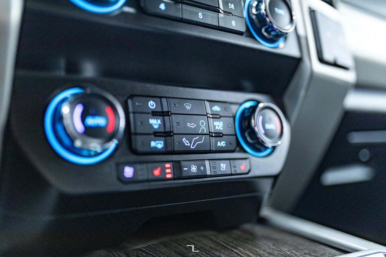 2020 Ford F-350 4x4 Crew Cab Lariat Diesel Leather Nav BCam Red Deer AB