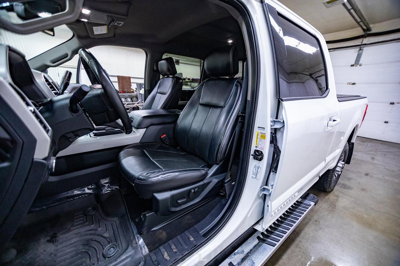 2020 Ford F-350 4x4 Crew Cab Lariat Diesel Leather Nav BCam Red Deer AB