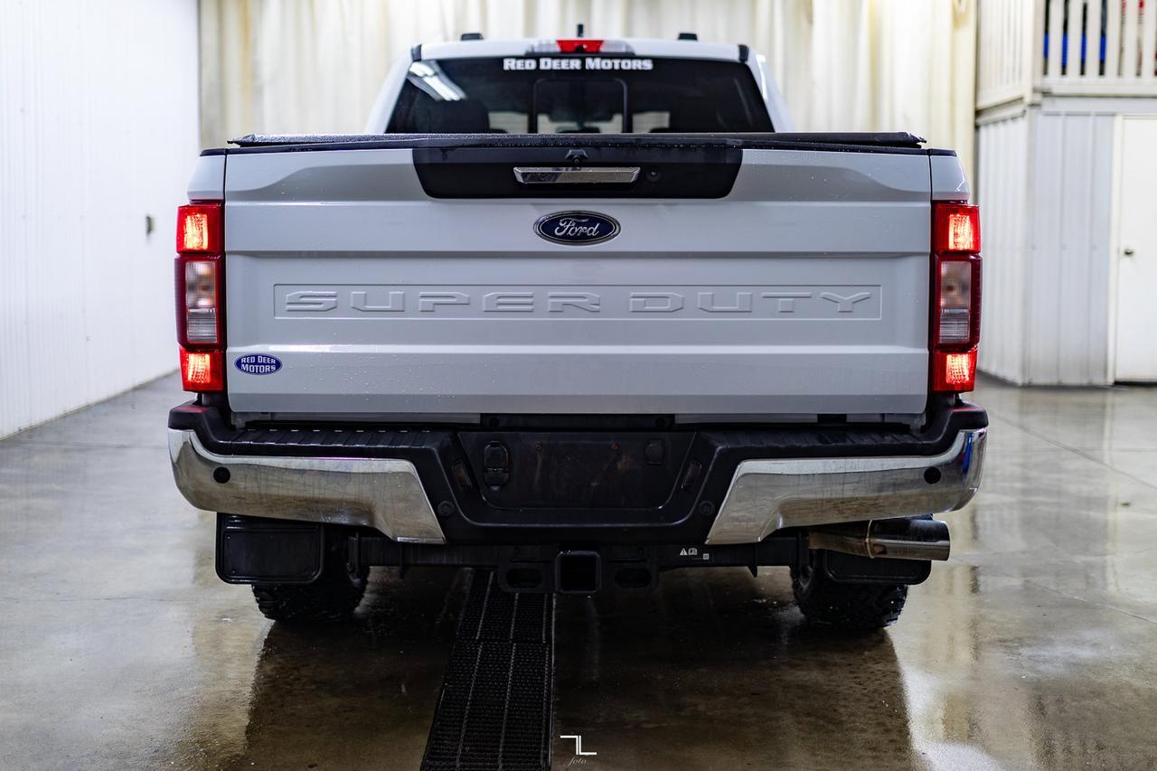 2020 Ford F-350 4x4 Crew Cab Lariat Diesel Leather Nav BCam Red Deer AB
