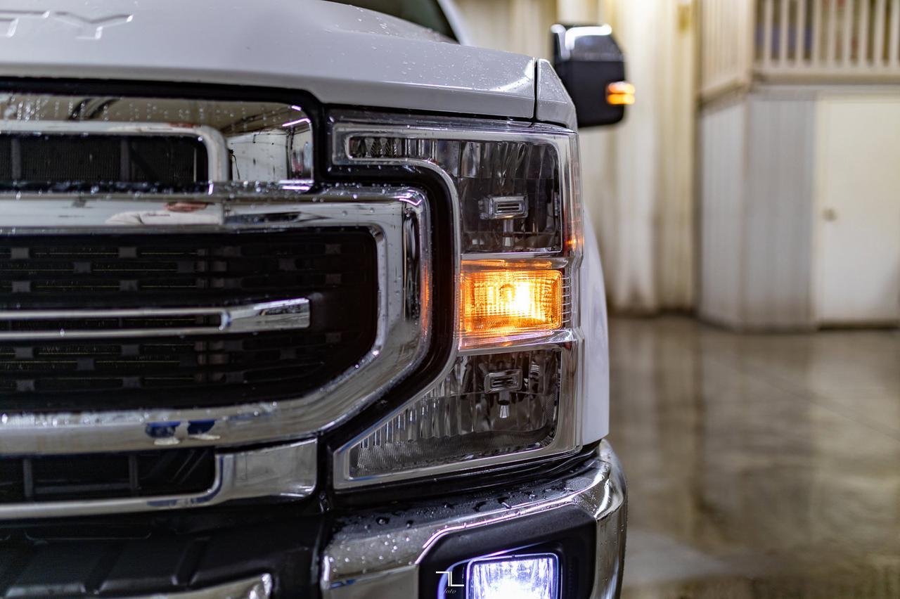 2020 Ford F-350 4x4 Crew Cab Lariat Diesel Leather Nav BCam Red Deer AB