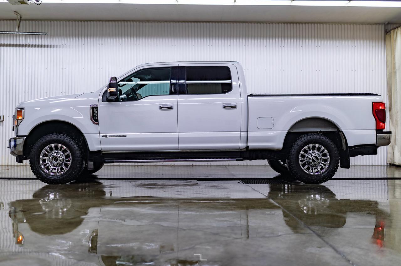 2020 Ford F-350 4x4 Crew Cab Lariat Diesel Leather Nav BCam Red Deer AB