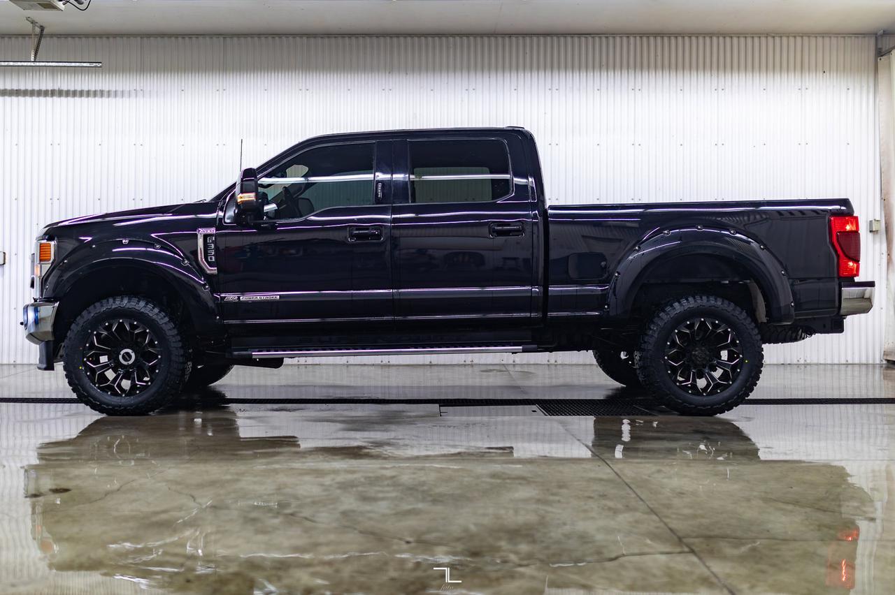 2020 Ford F-350 4x4 Crew Cab Lariat Diesel Leather Roof Nav BCam Red Deer AB