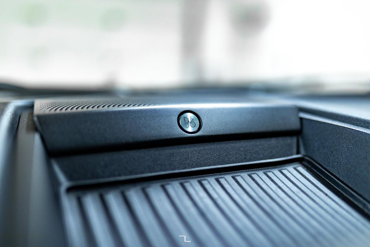 2020 Ford F-350 4x4 Crew Cab Lariat Diesel Leather Roof Nav Red Deer AB