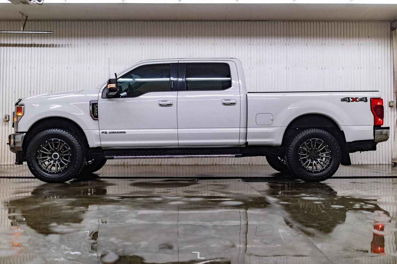 2020 Ford F-350 4x4 Crew Cab Lariat Diesel Leather Roof Nav Red Deer AB