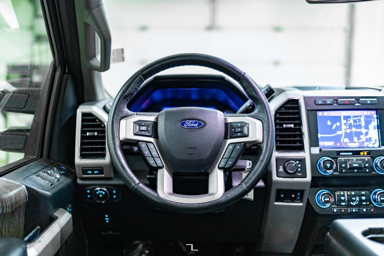 2020 Ford F-350 4x4 Crew Cab Lariat Diesel Leather Roof Nav Red Deer AB