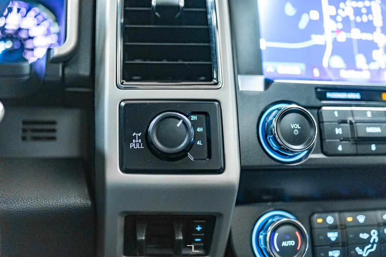 2020 Ford F-350 4x4 Crew Cab Lariat Diesel Leather Roof Nav Red Deer AB