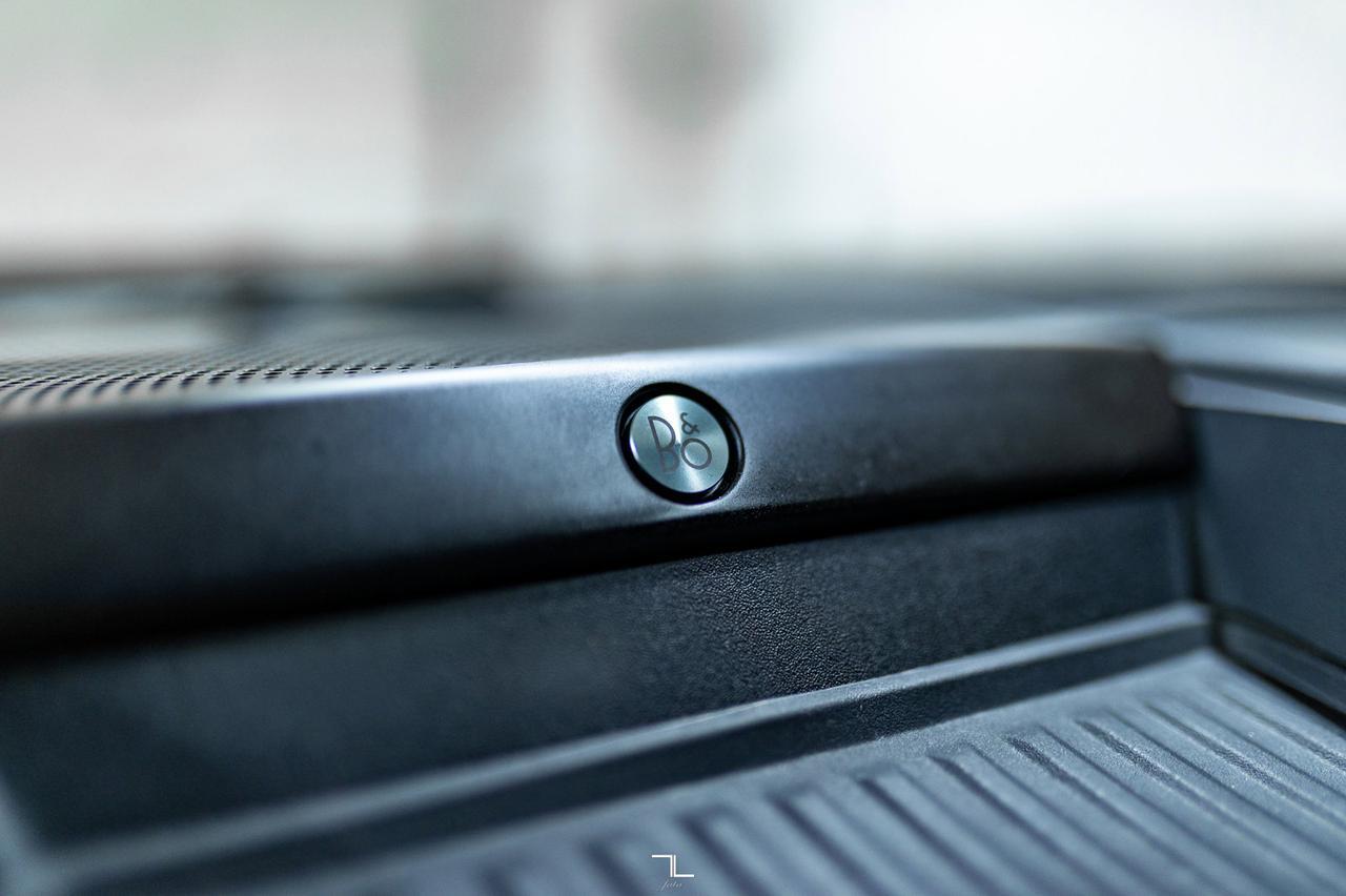 2020 Ford F-350 4x4 Crew Cab Lariat FX4 Diesel Leather Nav Red Deer AB