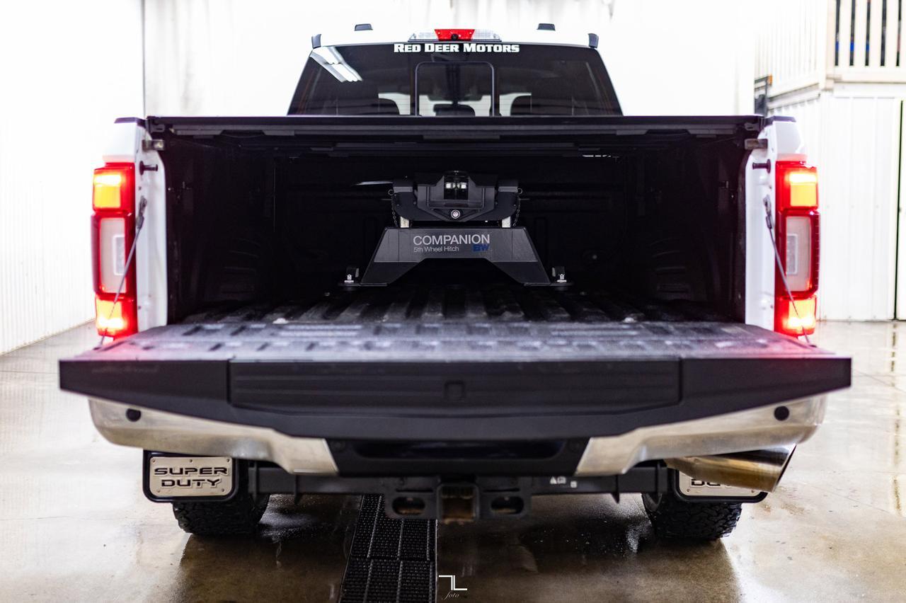 2020 Ford F-350 4x4 Crew Cab Lariat FX4 Diesel Leather Nav Red Deer AB