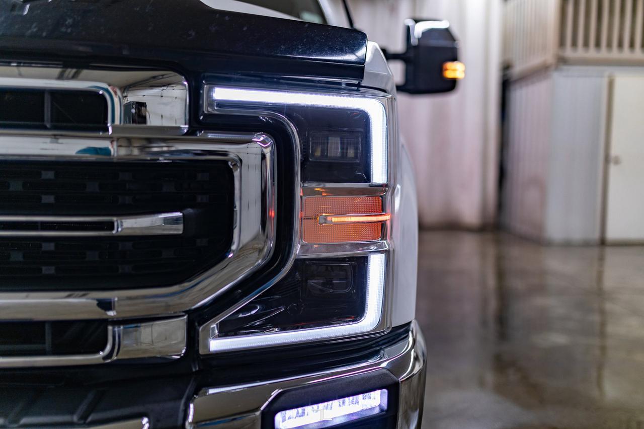 2020 Ford F-350 4x4 Crew Cab Lariat FX4 Diesel Leather Nav Red Deer AB