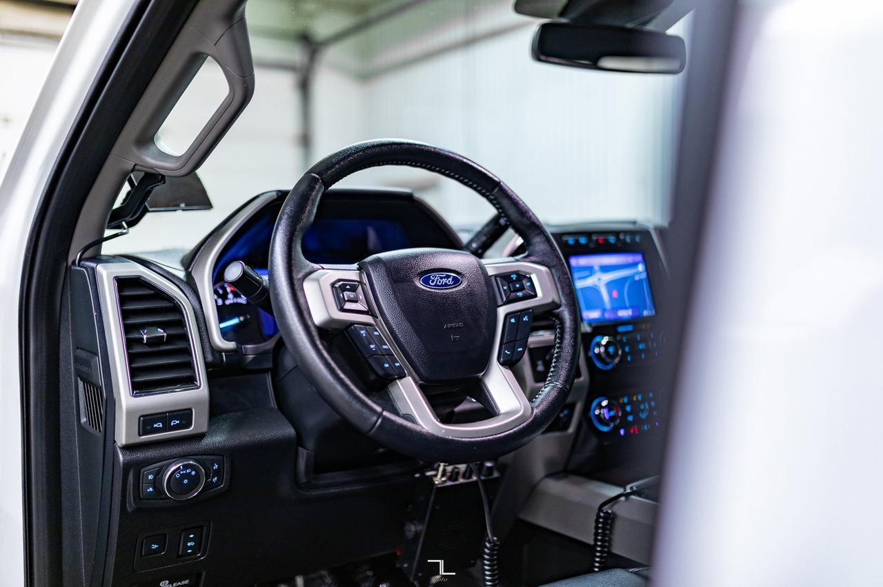 2020 Ford F-350 4x4 Crew Cab Lariat FX4 Diesel Leather Nav Red Deer AB