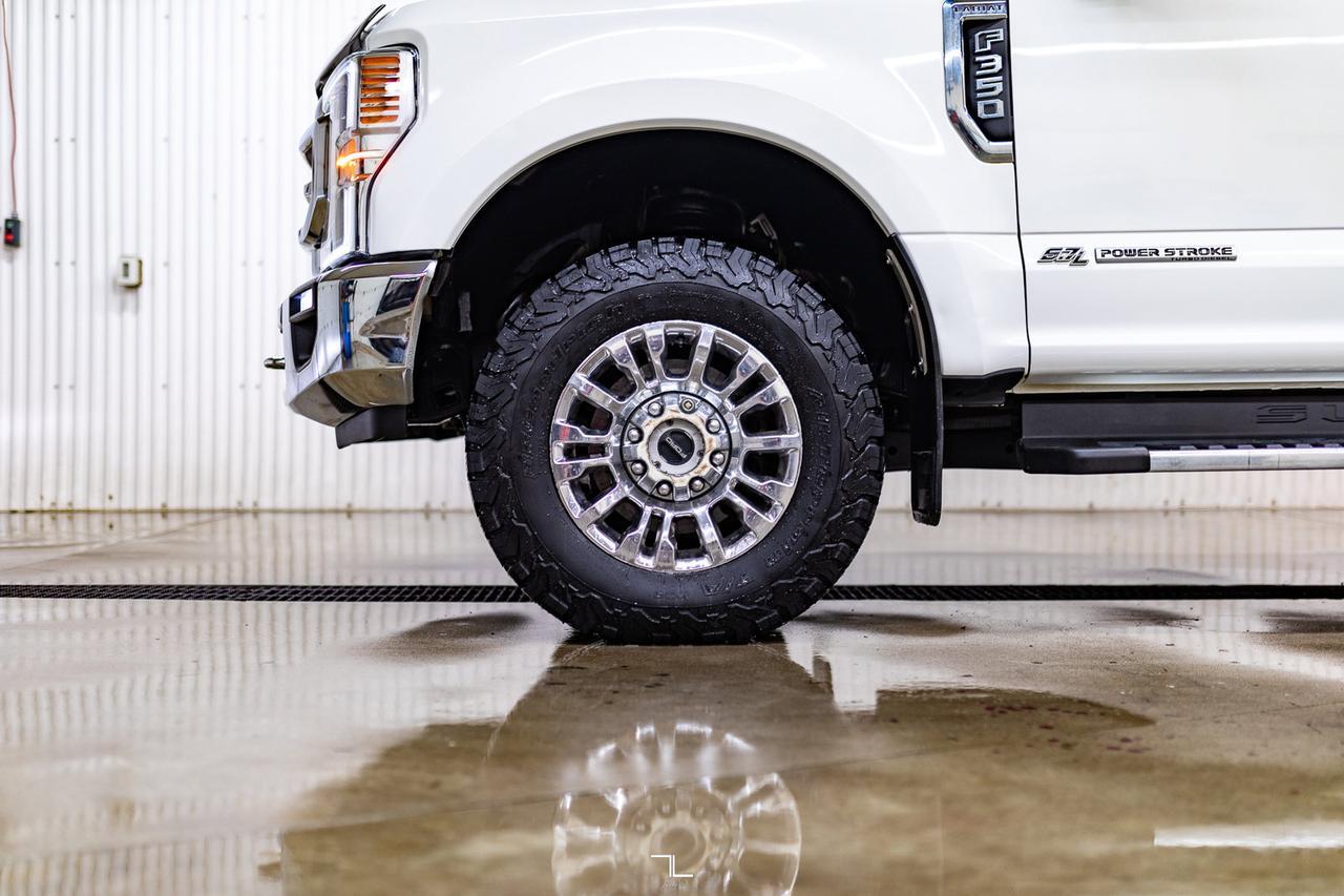 2020 Ford F-350 4x4 Crew Cab Lariat FX4 Diesel Leather Nav Red Deer AB
