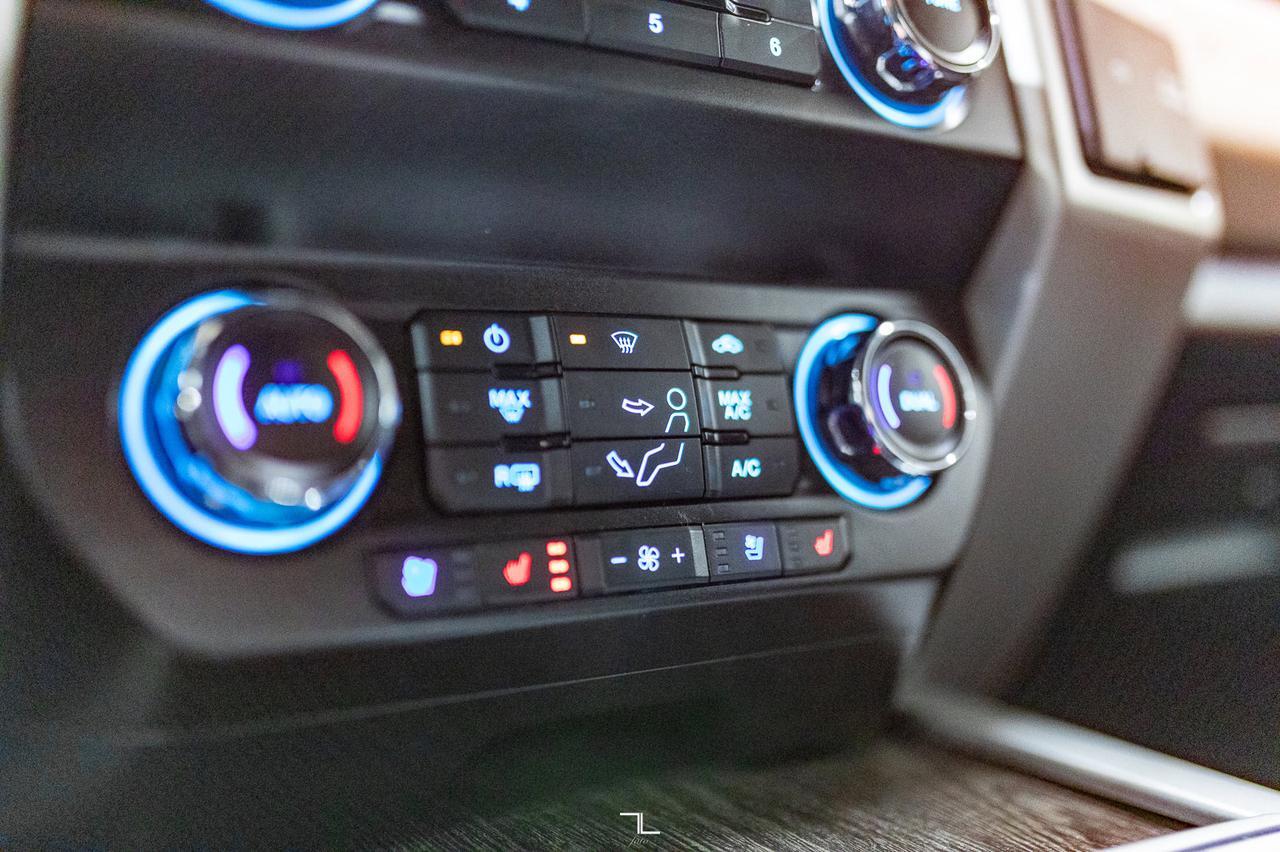 2020 Ford F-350 4x4 Crew Cab Lariat FX4 Diesel Leather Nav Red Deer AB