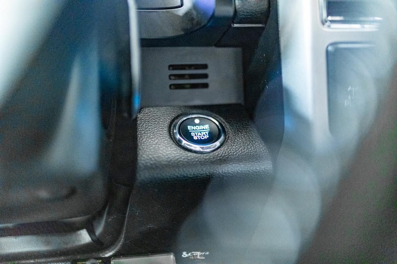 2020 Ford F-350 4x4 Crew Cab Lariat FX4 Diesel Leather Nav Red Deer AB