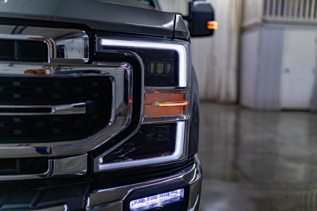 2020 Ford F-350 4x4 Crew Cab Lariat FX4 Diesel Leather Roof Nav Red Deer AB