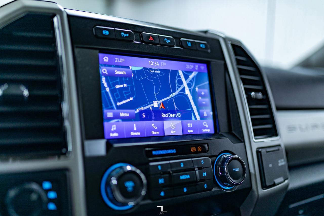 2020 Ford F-350 4x4 Crew Cab Lariat FX4 Diesel Leather Roof Nav Red Deer AB