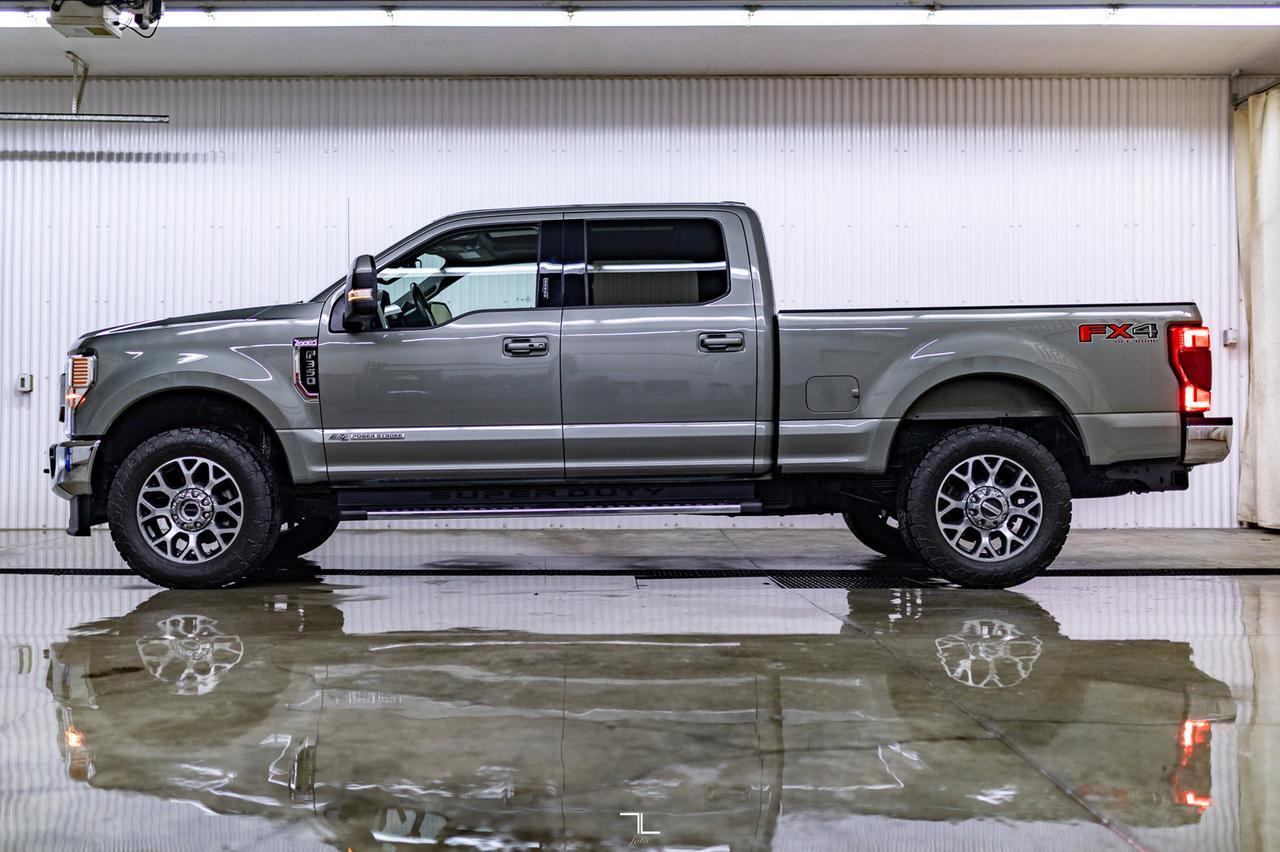 2020 Ford F-350 4x4 Crew Cab Lariat FX4 Diesel Leather Roof Nav Red Deer AB