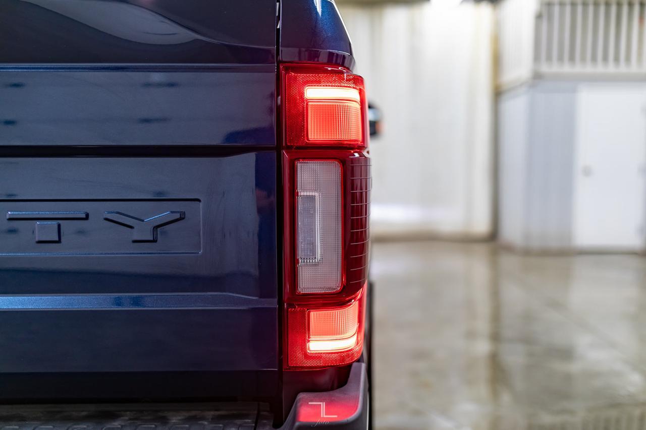 2020 Ford F-350 4x4 Crew Cab Lariat Leather Nav BCam Red Deer AB