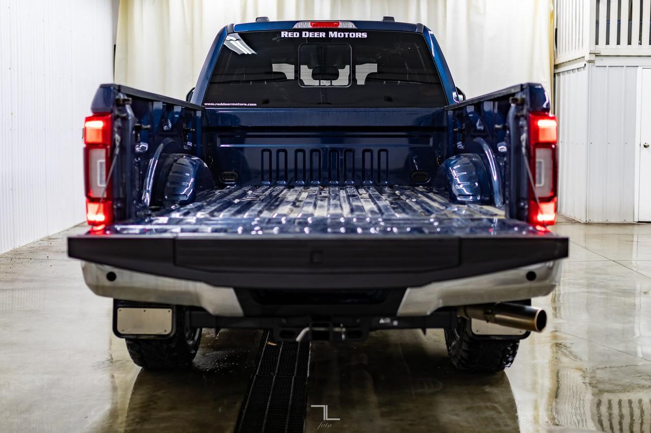 2020 Ford F-350 4x4 Crew Cab Lariat Leather Nav BCam Red Deer AB