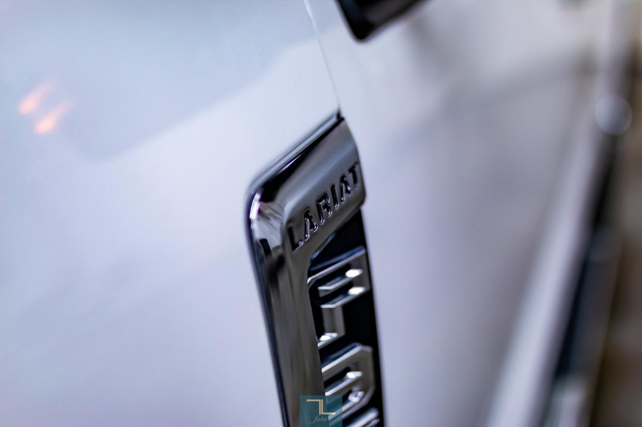 2020 Ford F-350 4x4 Crew Cab Lariat Ultimate FX4 Diesel Leather Roof Nav Red Deer AB