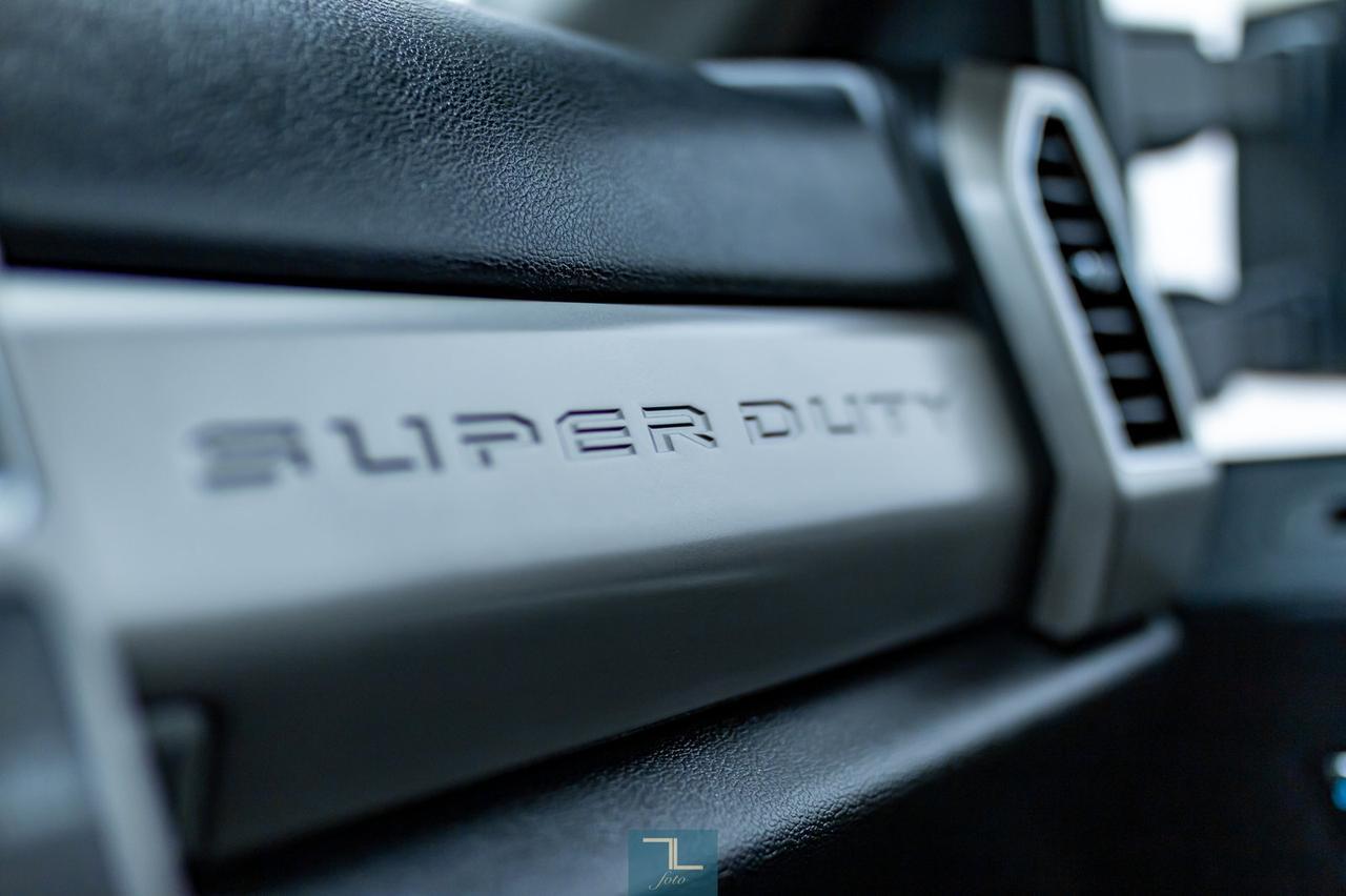 2020 Ford F-350 4x4 Crew Cab Lariat Ultimate FX4 Diesel Leather Roof Nav Red Deer AB