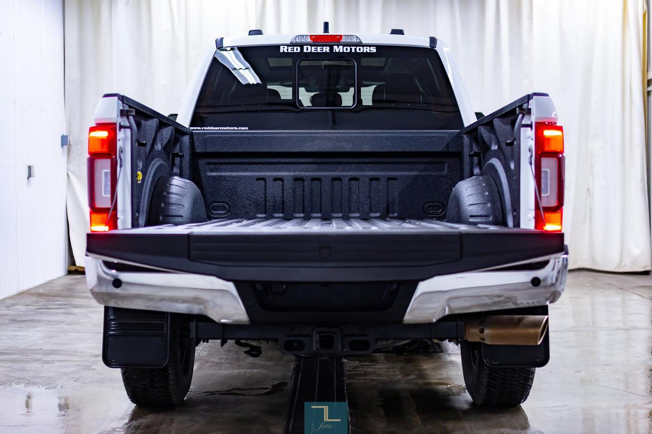 2020 Ford F-350 4x4 Crew Cab Lariat Ultimate FX4 Diesel Leather Roof Nav Red Deer AB