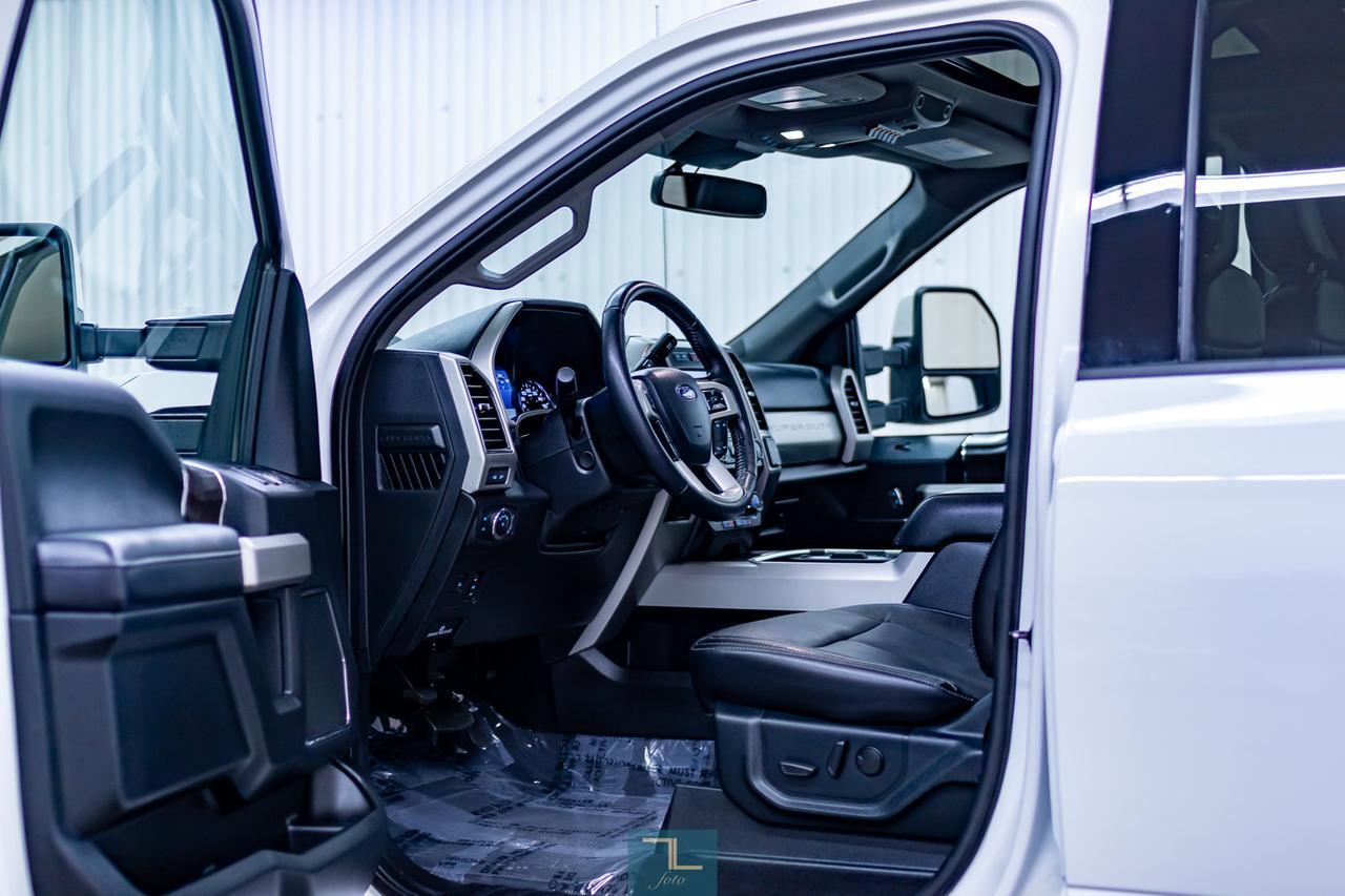 2020 Ford F-350 4x4 Crew Cab Lariat Ultimate FX4 Diesel Leather Roof Nav Red Deer AB