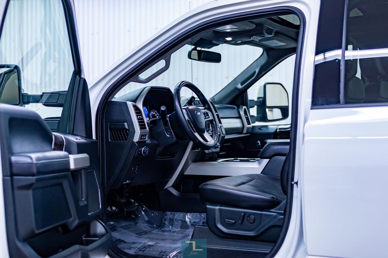 2020 Ford F-350 4x4 Crew Cab Lariat Ultimate FX4 Diesel Leather Roof Nav Red Deer AB