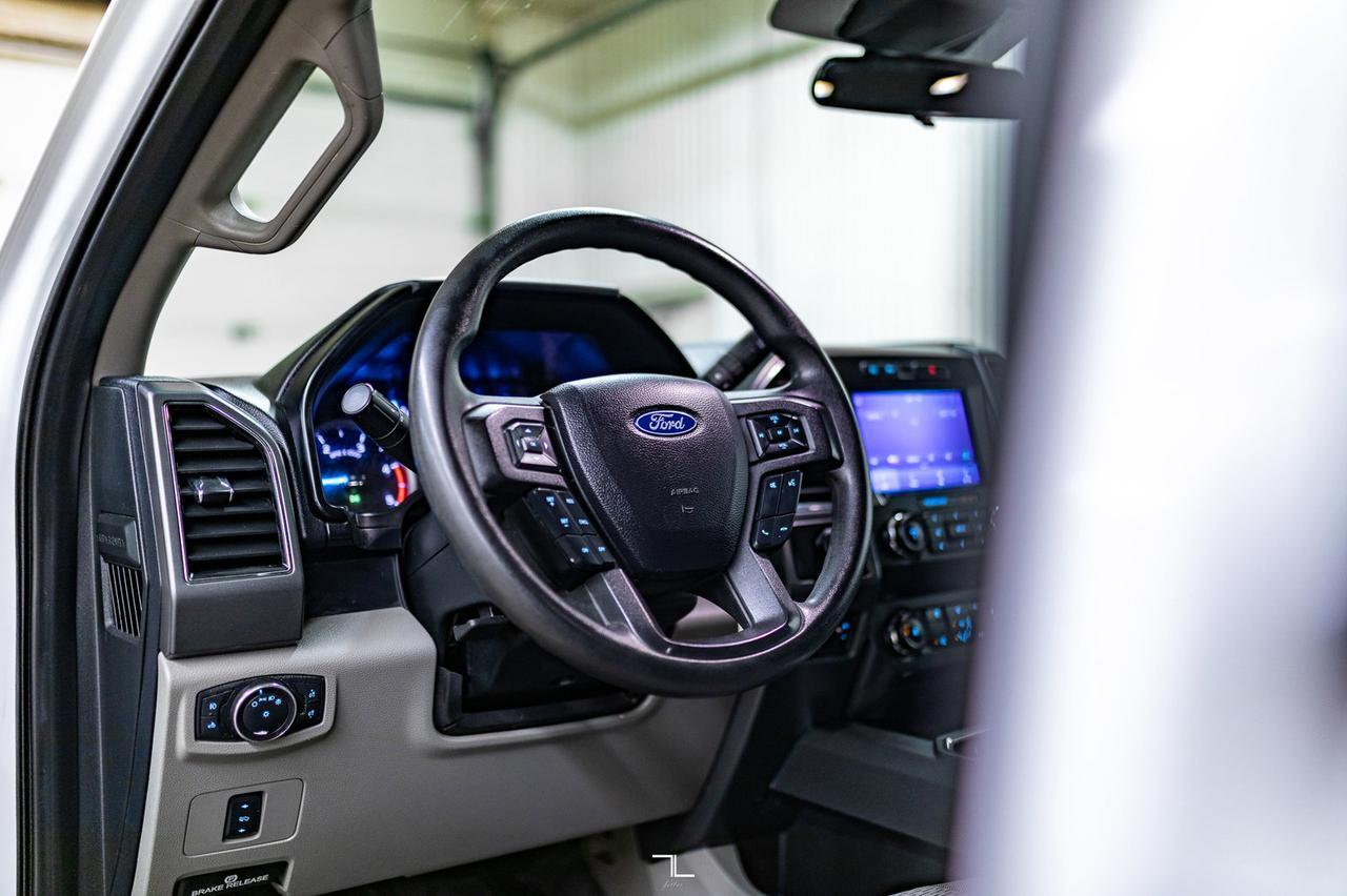 2020 Ford F-350 4x4 Crew Cab XLT Deck Dually Diesel BCam Red Deer AB