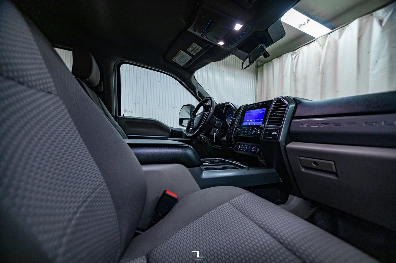 2020 Ford F-350 4x4 Crew Cab XLT Deck Dually Diesel BCam Red Deer AB