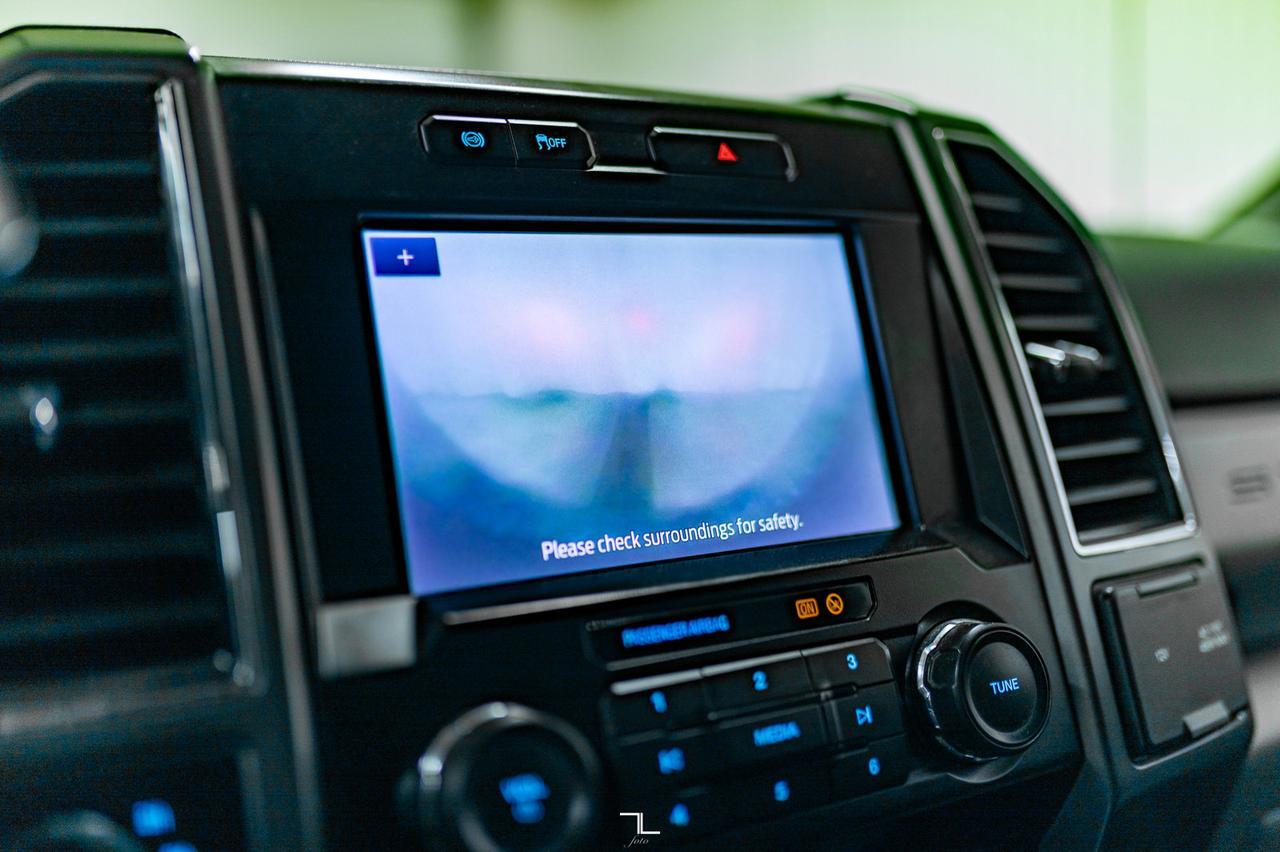 2020 Ford F-350 4x4 Crew Cab XLT Deck Dually Diesel BCam Red Deer AB