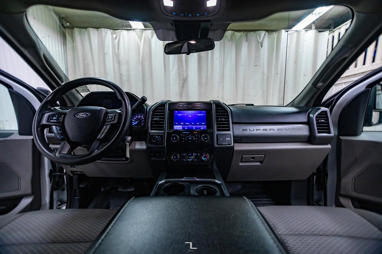 2020 Ford F-350 4x4 Crew Cab XLT Deck Dually Diesel BCam Red Deer AB