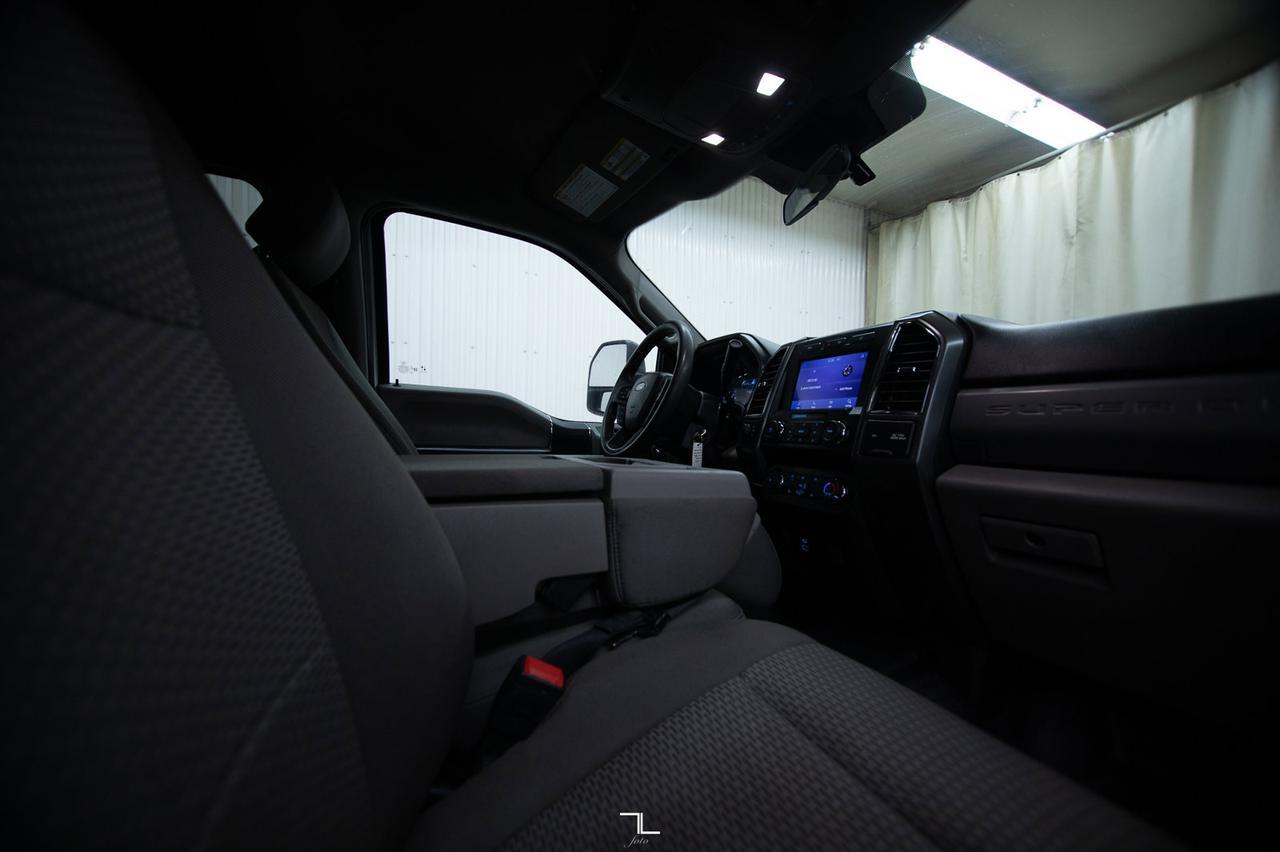 2020 Ford F-350 4x4 Crew Cab XLT FX4 BCam PSeat Red Deer AB