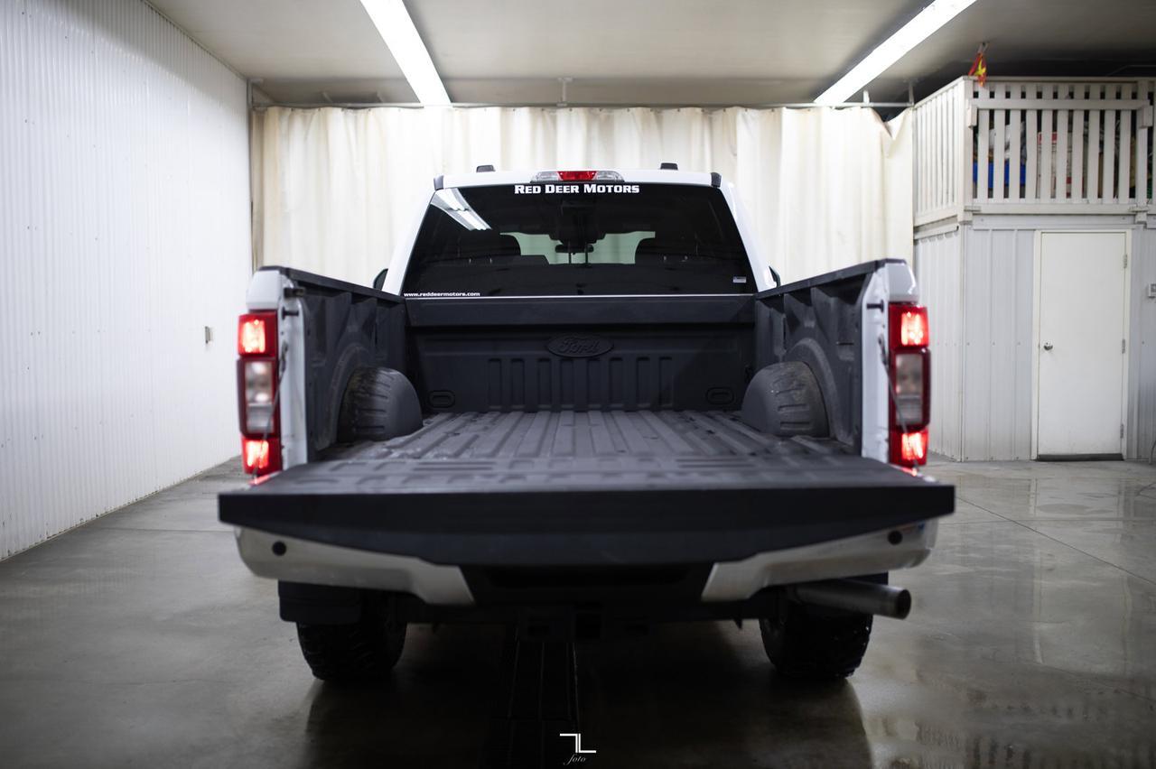 2020 Ford F-350 4x4 Crew Cab XLT FX4 BCam PSeat Red Deer AB