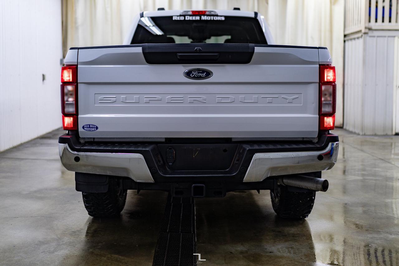 2020 Ford F-350 4x4 Crew Cab XLT FX4 BCam PSeat Red Deer AB