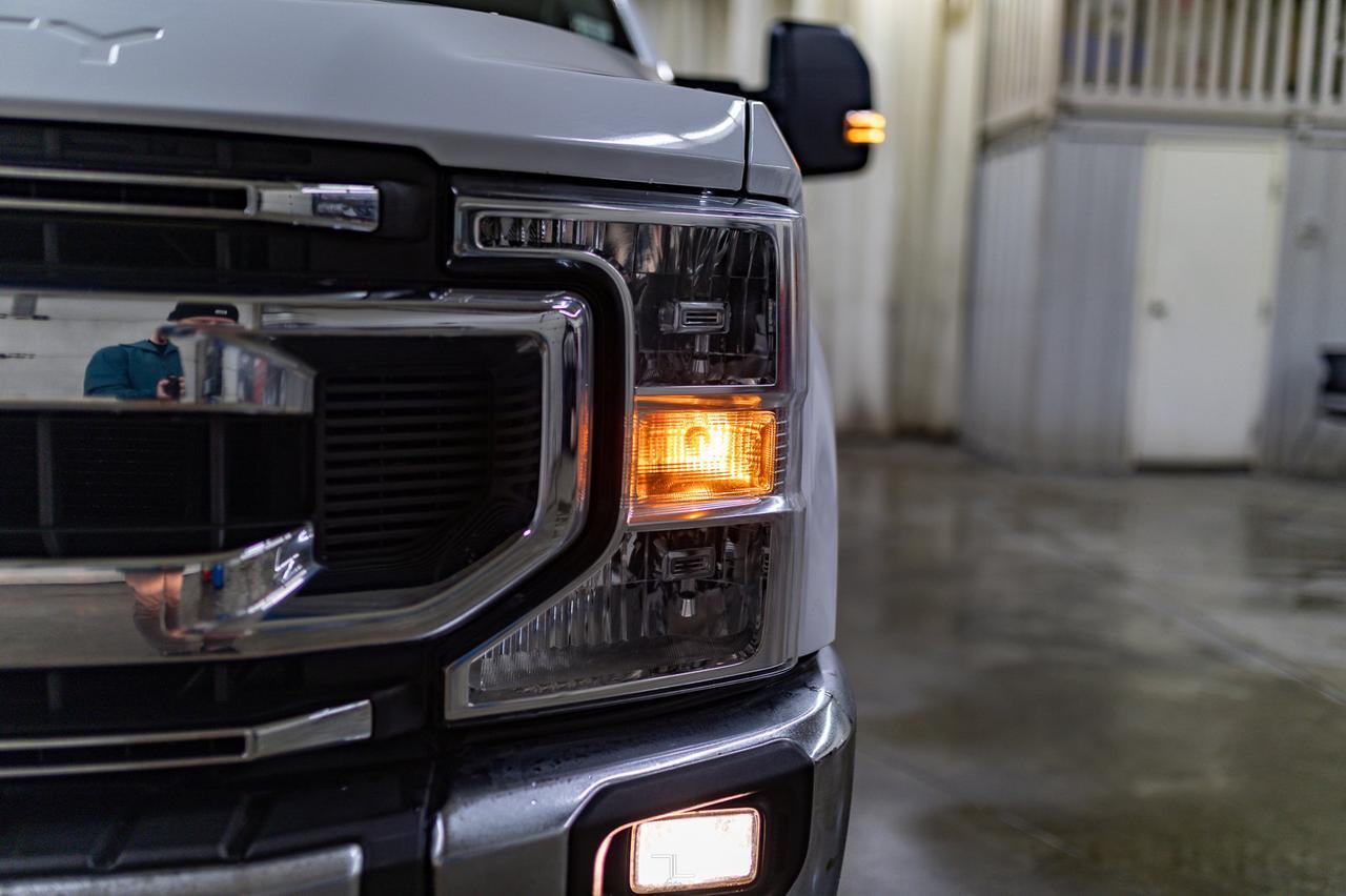 2020 Ford F-350 4x4 Crew Cab XLT FX4 BCam PSeat Red Deer AB