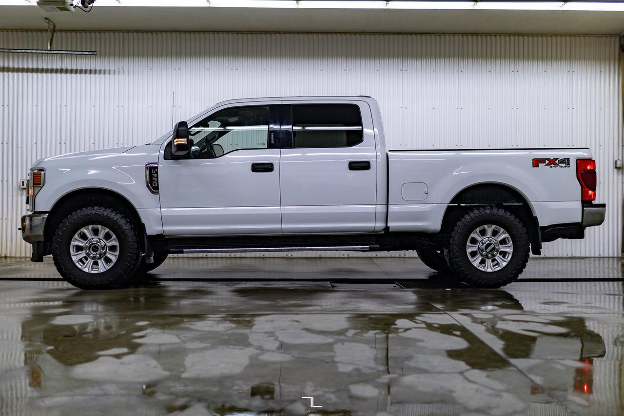2020 Ford F-350 4x4 Crew Cab XLT FX4 BCam PSeat Red Deer AB