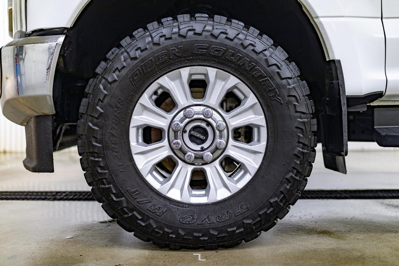 2020 Ford F-350 4x4 Crew Cab XLT FX4 BCam PSeat Red Deer AB