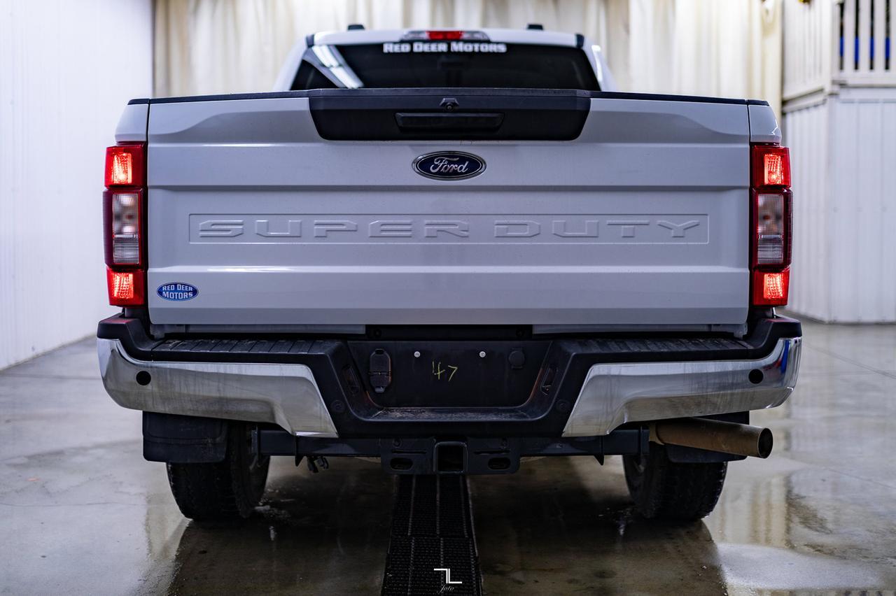 2020 Ford F-350 4x4 Crew Cab XLT FX4 BCam Red Deer AB