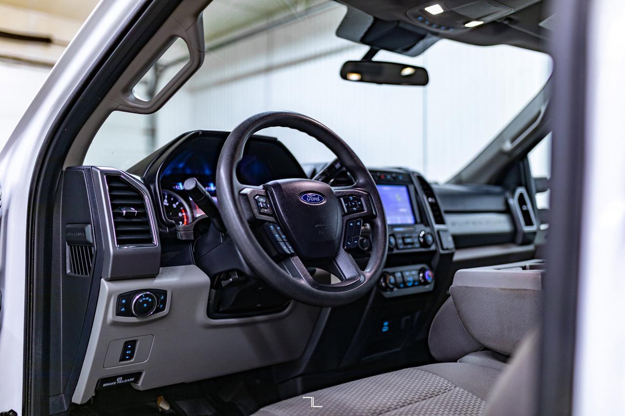 2020 Ford F-350 4x4 Crew Cab XLT FX4 BCam Red Deer AB