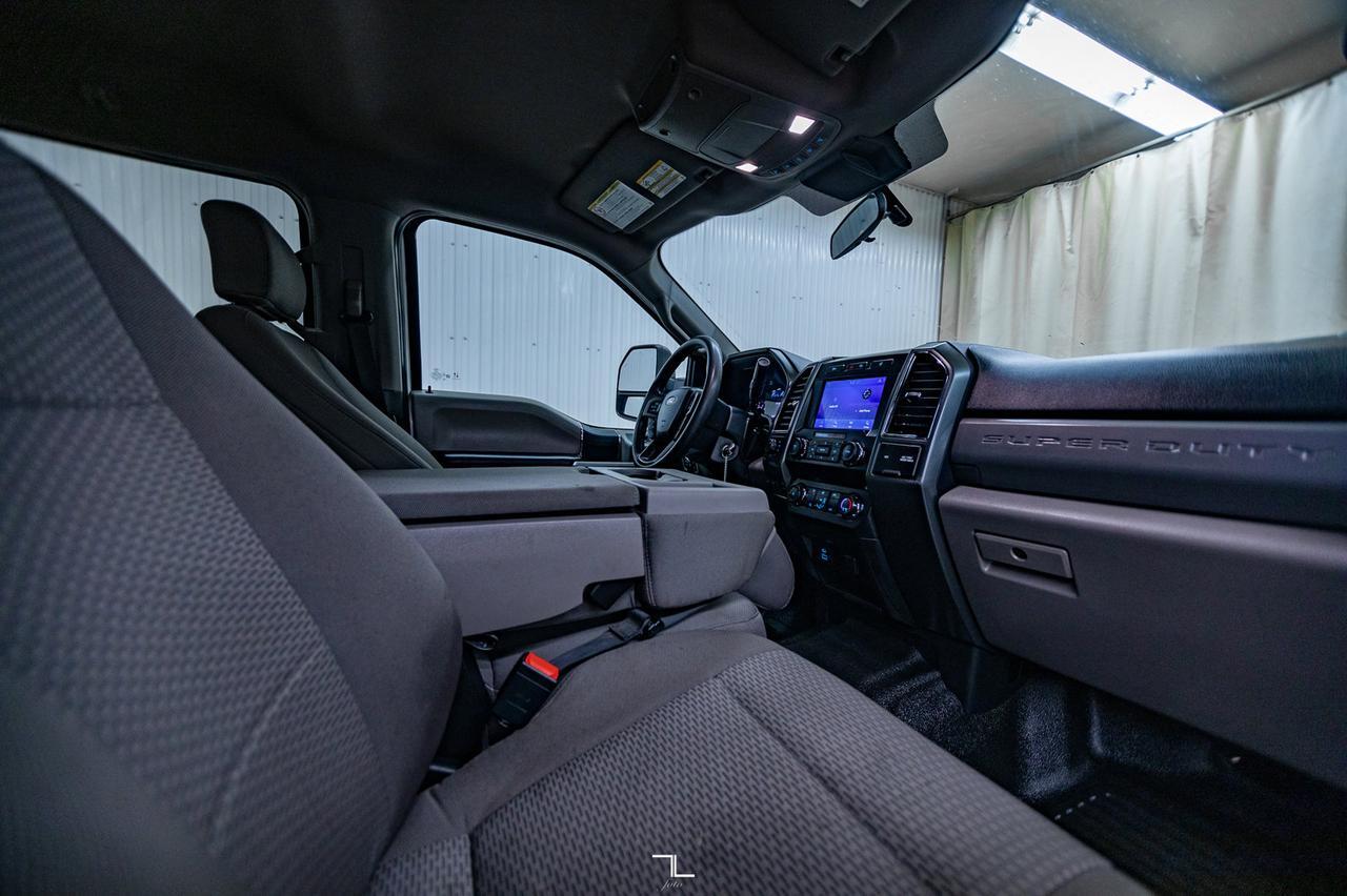 2020 Ford F-350 4x4 Crew Cab XLT FX4 BCam Red Deer AB