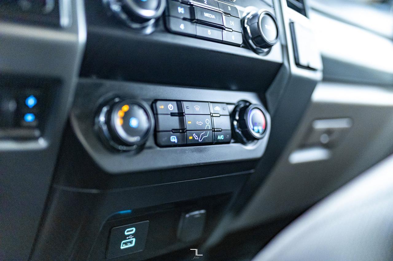 2020 Ford F-350 4x4 Crew Cab XLT FX4 BCam Red Deer AB