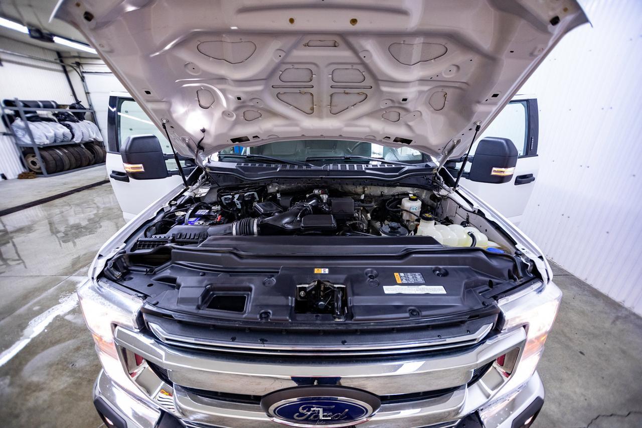 2020 Ford F-350 4x4 Crew Cab XLT FX4 BCam Red Deer AB